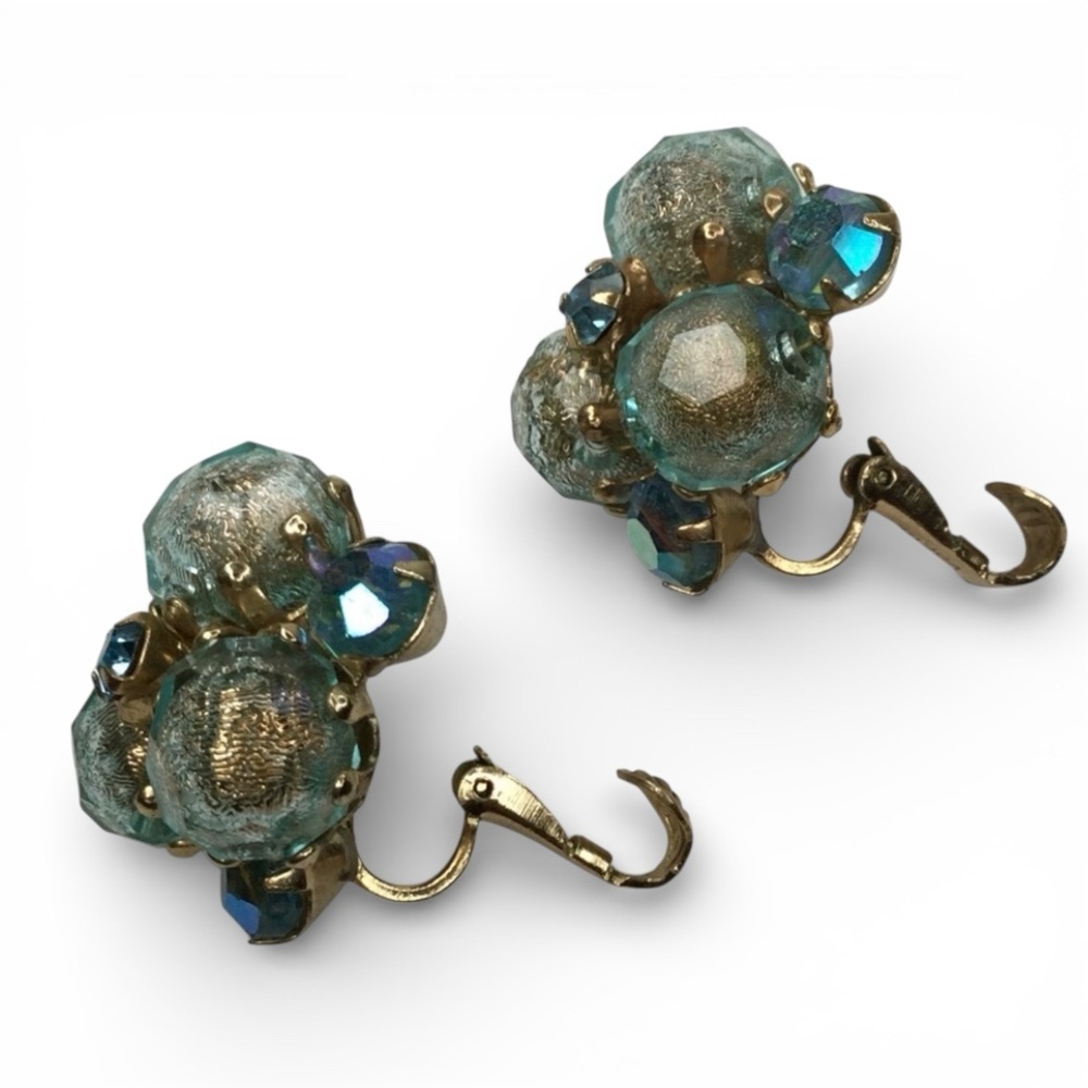 Reserved -Vintage Signed VOGUE Cluster Earrings Gold Tone, Blue & AB Rhinestones - Picture 10 of 12